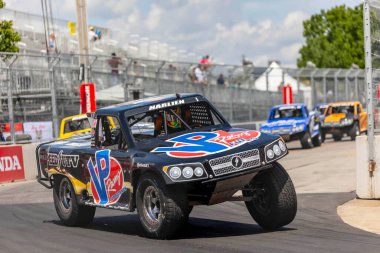 Nashville sokakları Nashville, TN, ABD 'deki Big Machine Music City Grand Prix için Stadyum Super Trucks' a ev sahipliği yapıyor..  