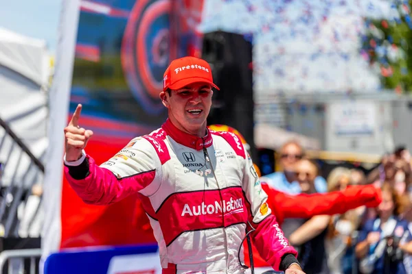 INDYCAR Serisi sürücüsü, Jüpiter, Florida 'dan KYLE KIRKWOOD (27), Nashville, TN, ABD' de Nashville sokaklarında Büyük Makine Müzik Şehri Grand Prix 'ini kazandı..