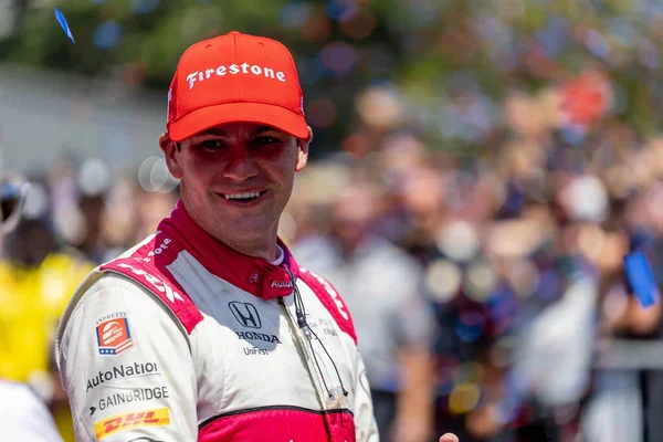 INDYCAR Serisi sürücüsü, Jüpiter, Florida 'dan KYLE KIRKWOOD (27), Nashville, TN, ABD' de Nashville sokaklarında Büyük Makine Müzik Şehri Grand Prix 'ini kazandı..