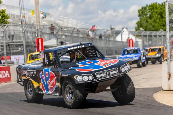 Nashville sokakları Nashville, TN, ABD 'deki Big Machine Music City Grand Prix için Stadyum Super Trucks' a ev sahipliği yapıyor..  