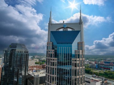 Nashville 'in havadan görünüşü, Cumberland Nehri üzerinde yer alan TN. Şehir Gönüllü Devlet 'in başkentidir..