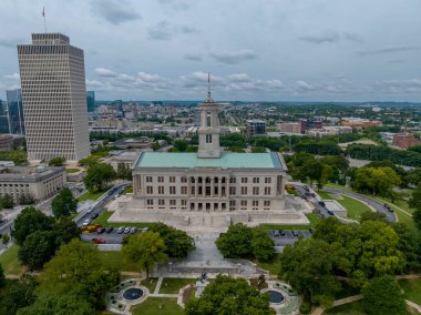 Nashville Tennessee 'deki Başkent Binası' nın havadan görünüşü