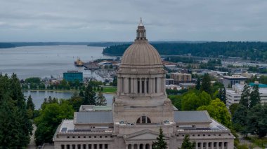 Olympia 'daki Washington State Capitol ya da Legislative Building' in havadan görüşü, Washington eyaletinin yönetim merkezidir. öntanımlı