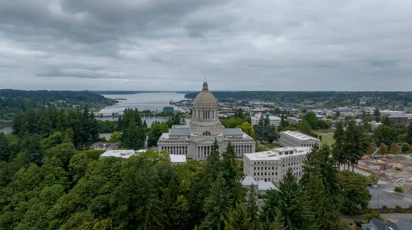 位于奥林匹亚的华盛顿州国会山或立法院大楼的空中景观是华盛顿州政府的所在地 — 图库照片