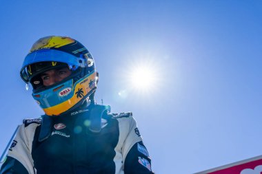 Indianapolis, Indiana 'dan Firestone Serisi sürücüsü MATT BRABHAM (76) tarafından INDYCAR NXT, Monterey' deki WeatherTech Raceway Laguna Seca 'da Monterey' in Firestone Grand Prix 'ine hazırlanıyor..