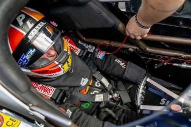 Sep 24, 2023-Concord, NHRA Top Fuel Dragster pilotu Clay Millican, Betway Carolina Ulusal Şampiyonası 'nda koşuya hazırlanıyor..