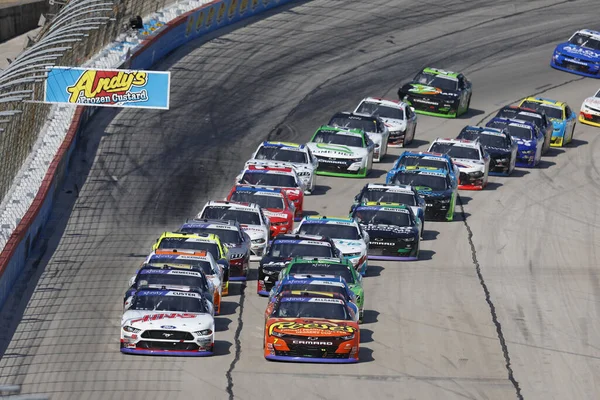 Nascar Xfinity Series Driver Justin Allgaier Leads Field Andy Frozen — Stock Photo, Image