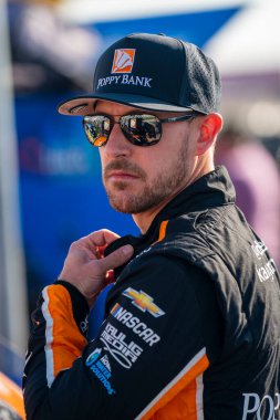 NASCAR Xfinity Serisi Sürücüsü Daniel Hemric (10), Fort Worth TX 'teki Texas Motor Pisti' nde Andy 's Frozen Custard 300 için piste çıkıyor..
