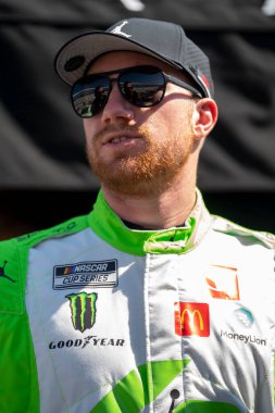 NASCAR Cup Serisi Sürücüsü Tyler Reddick (45), Fort Worth TX 'teki Texas Otomotiv Pisti Otomotiv 400 için pistte antrenman yapıyor..