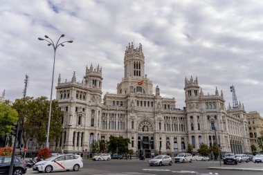 İspanya Merkez Bankası İspanya 'nın merkez bankasıdır. 1782 'de III. Charles tarafından Madrid' de kuruldu..