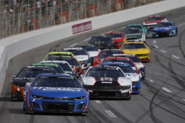 Kyle Larson, Hampton, GA, ABD 'deki Ambetter Health 400 için yarışıyor.