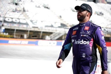 Bubba Wallace Bristol, TN, ABD 'deki Food City 500 antrenmanına hazırlanıyor.