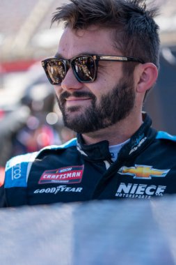 Mar 16, 2024-Bristol, TN; Bayley Currey, Bristol, TN, ABD 'deki Meteoroloji Müdahale Truck Race' i için piste çıkıyor.