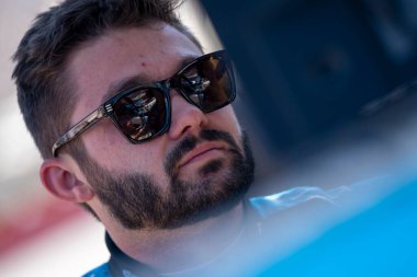 Mar 16, 2024-Bristol, TN; Bayley Currey, Bristol, TN, ABD 'deki Meteoroloji Müdahale Truck Race' i için piste çıkıyor.