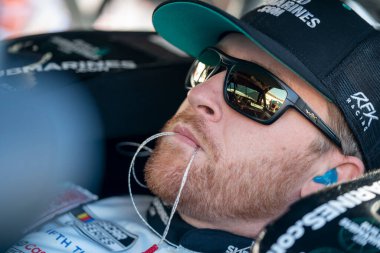 Mar 16, 2024-Bristol, TN; Chris Buescher Bristol, TN, ABD 'de Food City 500 için antrenman yapıyor.