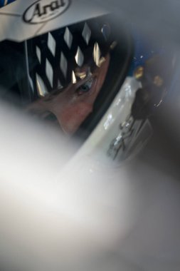 Derek Kraus, Avondale, AZ, ABD 'deki Shiners Çocuk 500 antrenmanının başlamasını bekliyor.