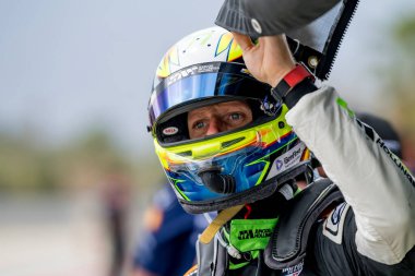 Cenevre, İsviçre 'den ROMAIN GROSJEAN (77), Termal Kulüpteki Termal Kulüpte 1 Milyon Dolarlık açılış yarışmasına hazırlanıyor..