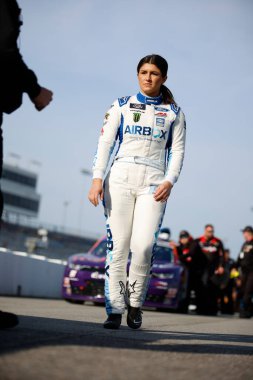 NASCAR Xfinity Serisi sürücüsü Hailie Deegan, Richmond, VA, ABD 'deki ToyotaCare 250' ye katılmaya hazırlanıyor.