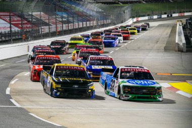 Ty Majeski, Martinsville, VA, ABD 'deki Long John Silver 200 için yarışıyor.