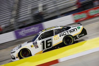 NASCAR Xfinity Serisi sürücüsü, AJ Allmendinger, Martinsville, VA, ABD 'de 250. erkek mendil yarışı