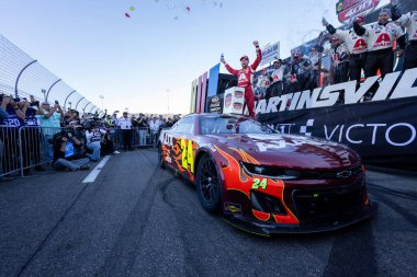 NASCAR Cup Serisi sürücüsü William Byron, Martinsville, VA, ABD 'de Cook Out 400' ü kazandı.