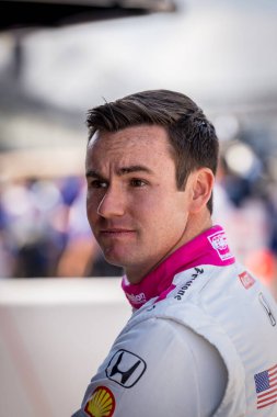 Jüpiter, Florida 'dan KYLE KIRKWOOD (27), Indianapolis 500' ün Speedway, IN 'deki Indianapolis Motor Yarış Pisti' ndeki 108..