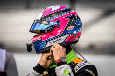 Cenevre, İsviçre 'den ROMAIN GROSJEAN (77), Speedway, IN' deki Indianapolis Motor Yarış Pisti 'nde 108..