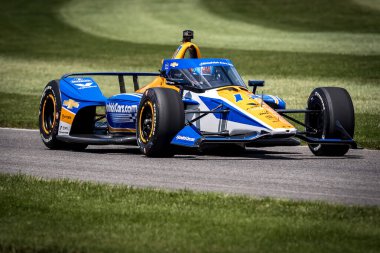 Elk Grove, Kaliforniya 'dan KYLE LARSON (17) Indianapolis 500' ün 108. koşusu için Speedway, IN.