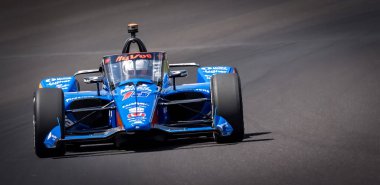 New Albany, Ohio 'dan GRAHAM RAHAL (15) Indianapolis 500' ün 108. koşusu için Speedway, IN 'deki Indianapolis Motor Yarış Pisti' nde antrenman yapıyor..
