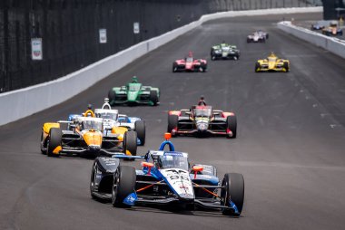 Nazareth, Pennsylvania 'dan MARCO ANDRETTI (98), Speedway, IN' deki Indy 500 antrenmanı sırasında Indianapolis Motor Speedway 'in ön sırasından geliyor..