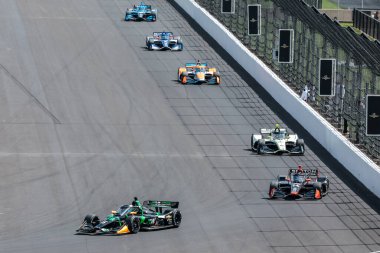 NTT INDYCAR SERIES sürücüsü, Arrecifes, Arjantin 'den AGUSTIN HUGO CANAPINO (78), Indianapolis Motor Yarış Pisti' ndeki Sonsio Grand Prix sırasında yarışır..