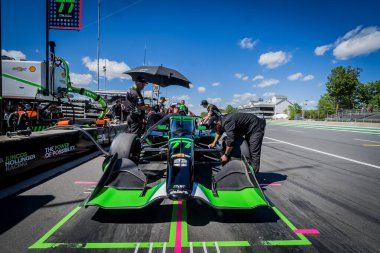 İsviçre, Cenevre 'den NTT INDYCAR SERIES sürücüsü ROMAIN GROSJEAN (77), Elkhart Gölü, WI..