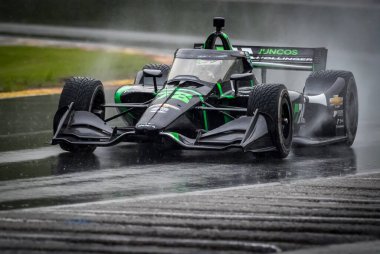 Palo Alto, Kaliforniya 'dan yedek sürücü NOLAN SIEGEL (78), Elkhart Gölü, WI' deki Road America 'da oynanan ıslak antrenman sırasında 12. viraja giriyor (Kanada Köşesi)..
