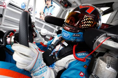 Thad Moffitt, Madison, IL, ABD 'deki Toyota 200' e katılmaya hazırlanıyor.