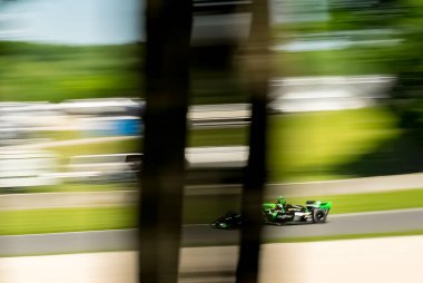 Cenevre 'den ROMAIN GROSJEAN (77), İsviçre' nin Elkhart Gölü 'ndeki Road America' da XPEL Grand Prix için pratik yapmaktadır..