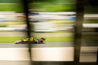 Valencia, Kaliforniya 'dan COLTON HERTA (26), Elkhart Gölü, WI..