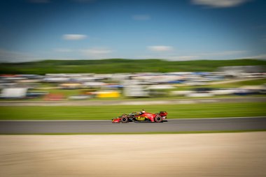 Miami, Florida 'dan PIETRO FITTIPALDI (30), Elkhart Gölü, WI' deki Road America 'da XPEL Grand Prix için pratik yapıyor..