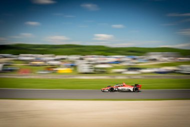 LUCA GHIOTTO (R) (51) (Arzignano, İtalya), Elkhart Gölü 'ndeki Road America' da XPEL Grand Prix için pratik yapmaktadır..