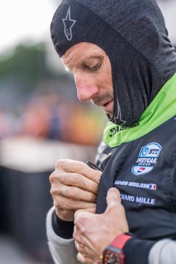Cenevre, İsviçre 'den ROMAIN GROSJEAN (77), Lexington, OH' daki Orta Ohio Spor Otomobil Sahasında Honda Indy 200 antrenmanına hazırlanıyor..
