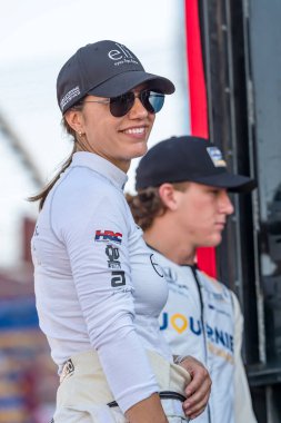 Guildford, İngiltere 'den KATHERINE LEGGE (51), Newton, IA' daki Iowa Speedway 'de Hy-Vee Homefront 250' den önce hayranlara tanıtıldı..