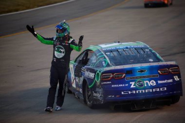 Kyle Busch Lübnan, TN, ABD 'deki Ally 400 sırasında kaza yaptı.