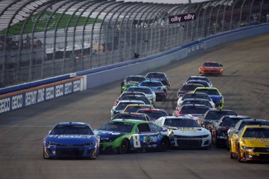 Kyle Busch Lübnan, TN, ABD 'deki Ally 400 sırasında kaza yaptı.