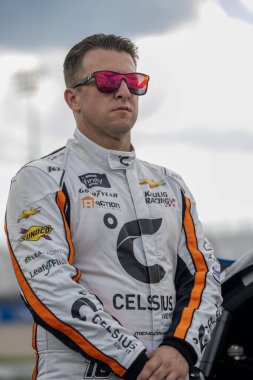 NASCAR Xfinity Serisi sürücüsü, AJ Allmendinger ulusal marşı temsil ediyor ve Lübnan, TN, ABD 'de Tennessee Lottery 250 için dua ediyor.