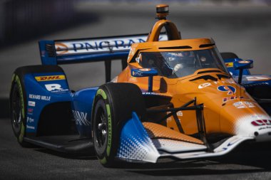 Auckland, Yeni Zelanda 'dan SCOTT DIXON (9), Toronto sokaklarında Ontario Honda Satıcıları Indy Toronto' nun antrenman oturumunda yola devam ediyor..