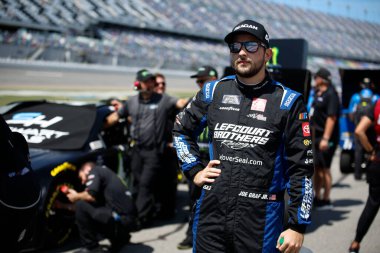 23 Ağustos 2024-Daytona, FL; Joe GRAF JR Daytona, FL, ABD 'de Coca-Cola tarafından desteklenen Wawa 250 yarışmasına katılmaya hazırlanıyor.