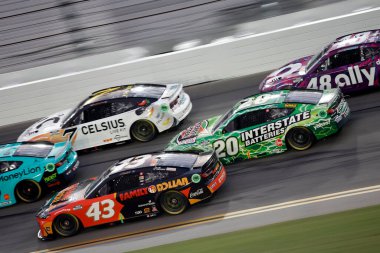 24 Ağustos 2024-Daytona, FL; Erik Jones Daytona, FL, ABD 'de Coca Cola Zero Sugar 400 için yarışıyor.