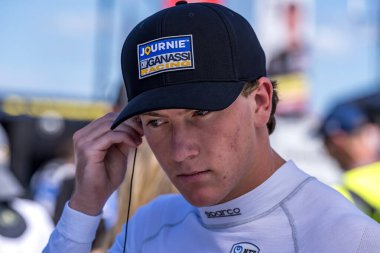 Bridgetown, Barbados 'tan KYFFIN SIMPSON (R) (4) (BRB), Batı Allis' teki Milwaukee Mile 250 'lere katılmaya hazırlanıyor..