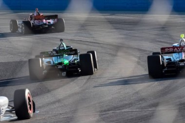 NTT INDYCAR SERIES sürücüsü, CONOR DALY (78) (ABD) (Indiana), Batı Allis 'teki Milwaukee Mile 250' lerde Hy-Vee Milwaukee Mile yarışları sırasında, WI.
