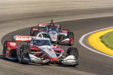 NTT INDYCAR SERIES sürücüsü, GRAM RAHAL (15) (ABD) (New Albany, Ohio), Batı Allis 'teki Milwaukee Mile 250' lerde Hy-Vee Milwaukee Mile yarışları sırasında,.