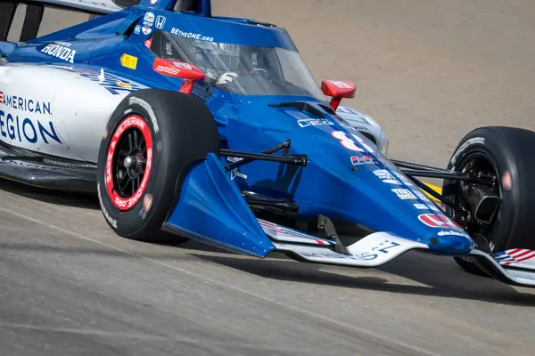 Stockholm 'den LINUS LUNDQVIST (R) (8) (SWE), İsveç' in Büyük Makine Müzik Şehri Grand Prix uygulamaları Gainbridge tarafından Lübnan 'daki Nashville Superspeedway' de sunulmaktadır..